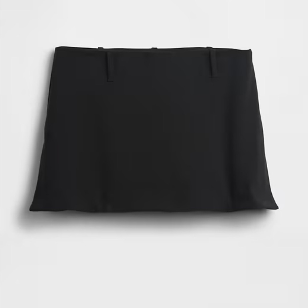 NWT Low Rise Twill Mini Skort in Black Size S